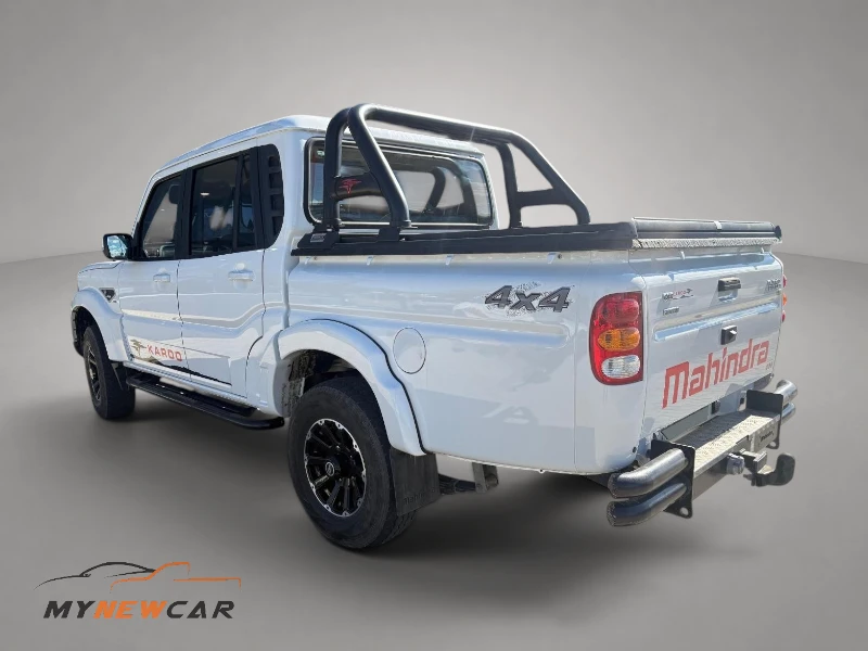 Mahindra Pik Up 2.2CRDe Double Cab 4×4 S11 Karoo Auto