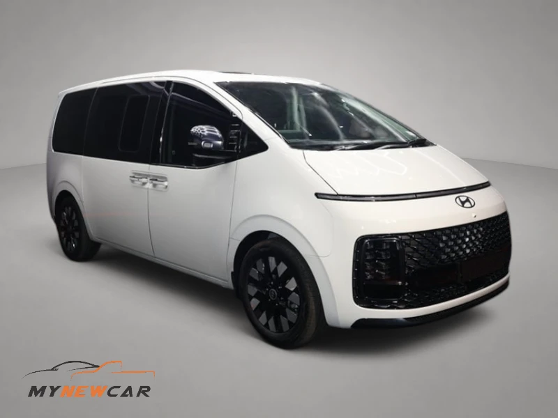 Hyundai Staria 2.2D Luxury Auto